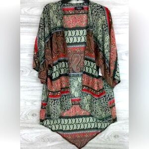 Papillon Blanc Paisley Kimono in Red and Green